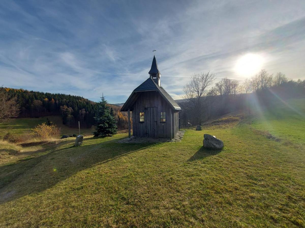 Ferienhaus Erzgebirge "An Der Trebe" Mit Kamin Und Sauna Neuhausen am Rheinfall Dış mekan fotoğraf