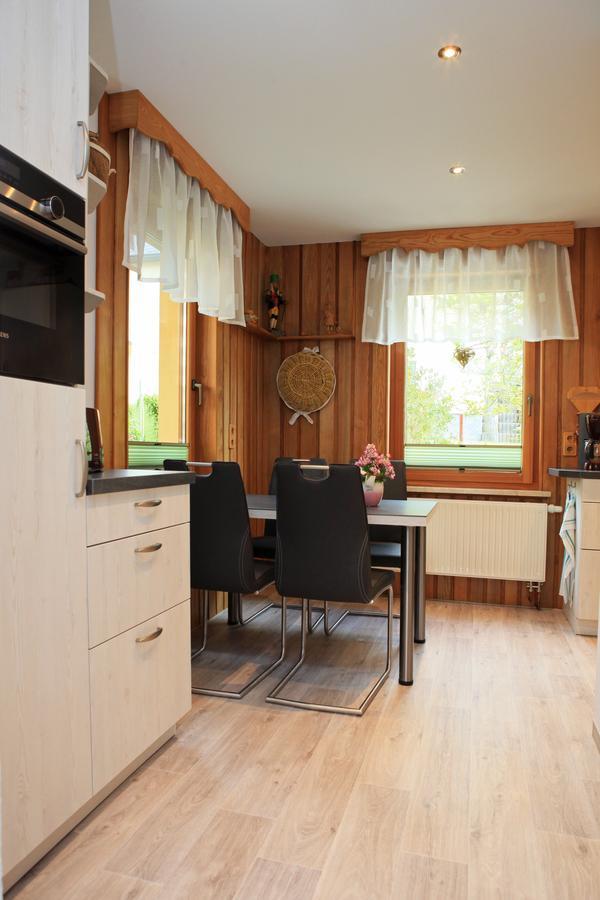 Ferienhaus Erzgebirge "An Der Trebe" Mit Kamin Und Sauna Neuhausen am Rheinfall Dış mekan fotoğraf